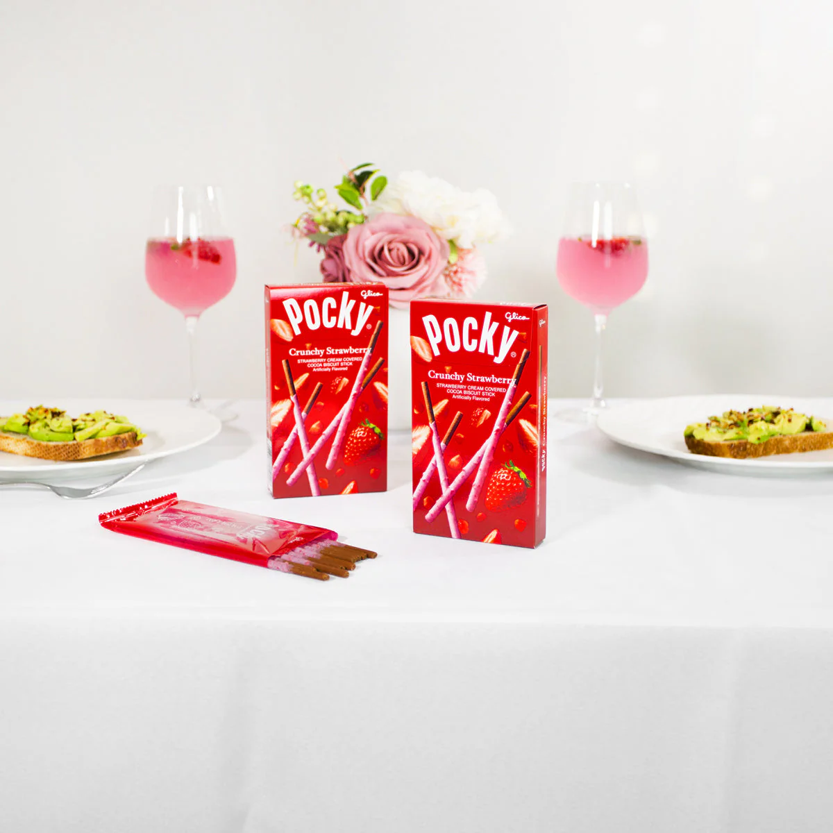Pocky Crunchy Strawberry 1.79 oz - Image 7